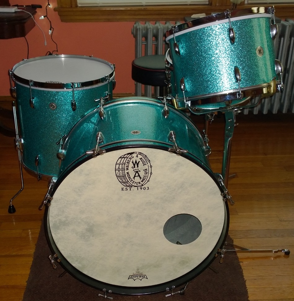 1962 Walberg and Auge Drum Set Turquoise Sparkle.jpg