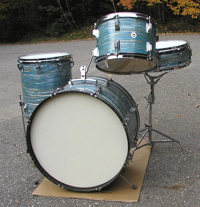 1969 Walberg and Auge Drum Set Blue Oyster Pearl.jpg